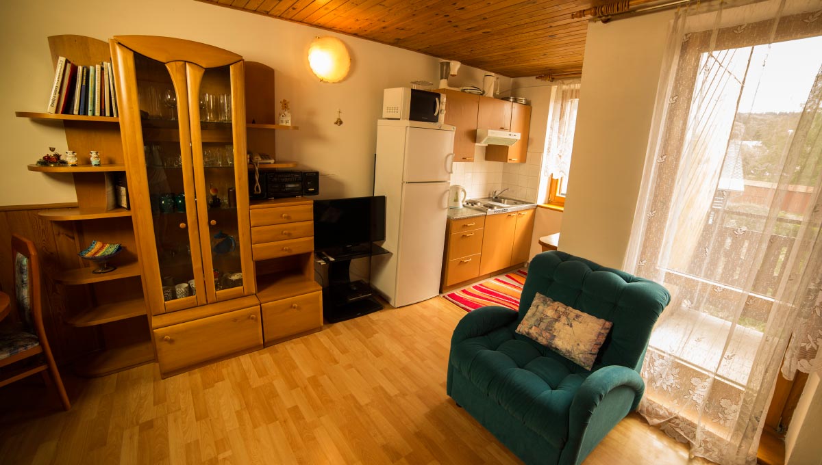 Apartmán 3/8 s balkonem